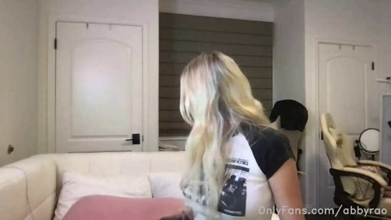Abby Rao Teases Her Tits And Ass During A Livestream