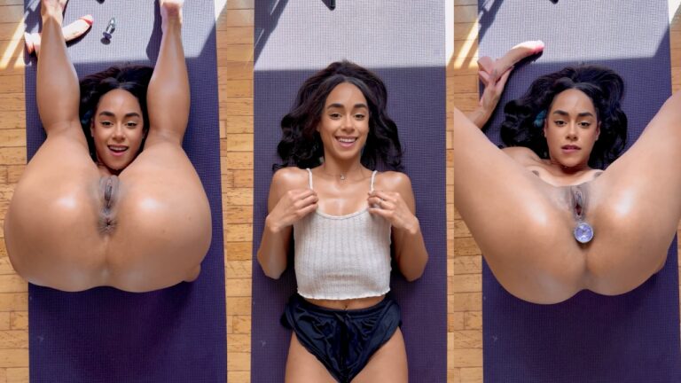 FlexiWithSophie se tapa el culo y se llena el coño
