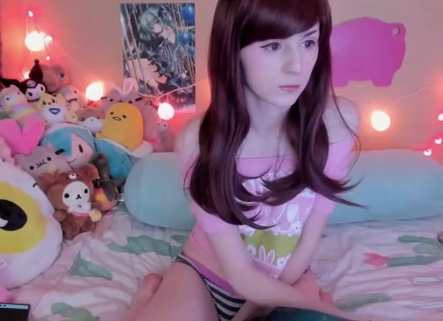 Adolescente Tweetney Complace Agujeros De Follo