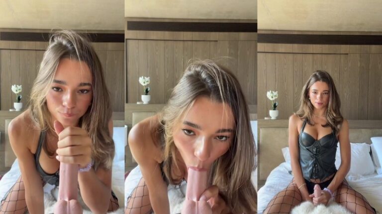 Lauren111 Sucks Her Dildo With Eye Contact