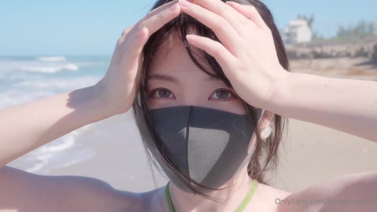 Un Día En La Playa Con Hongkongdoll Termina En Sexo